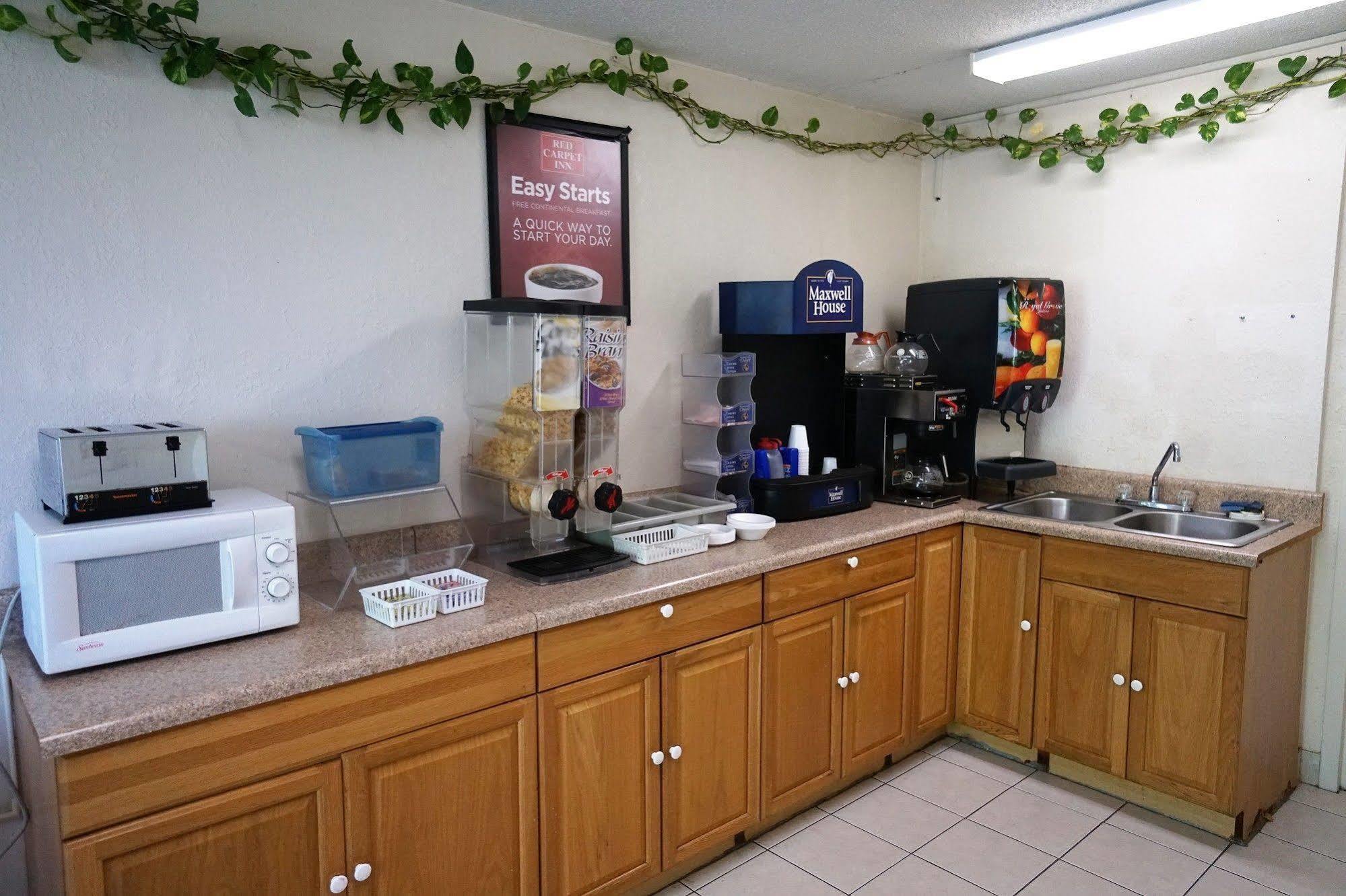 阿什兰红屋顶旅馆酒店 外观 照片